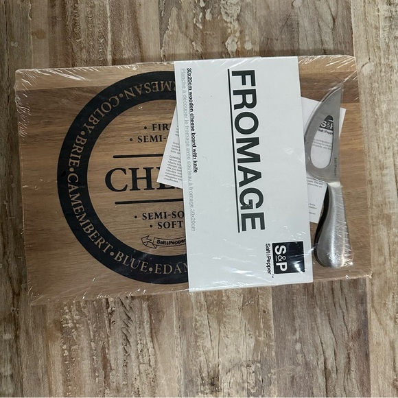 Salt & Pepper FROMAGE 30x20cm Wooden Cheese Board With Knife Cheese Display READ - Picture 1 of 3